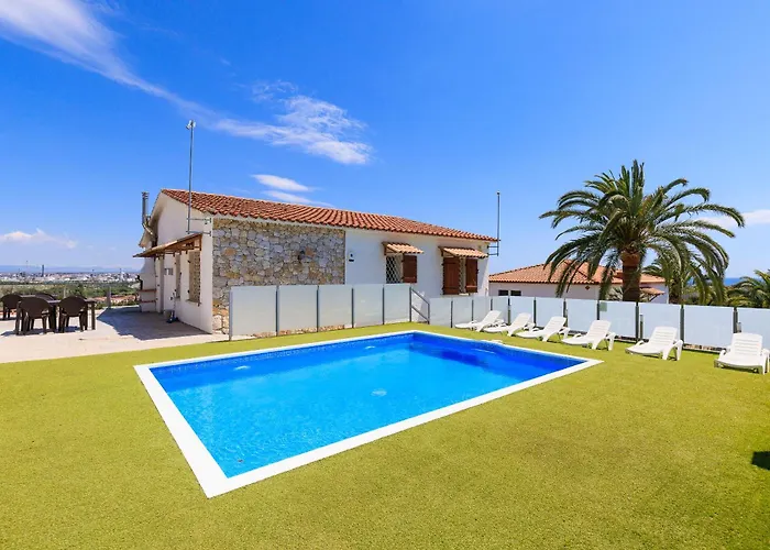 Panoramic Villa Only Families