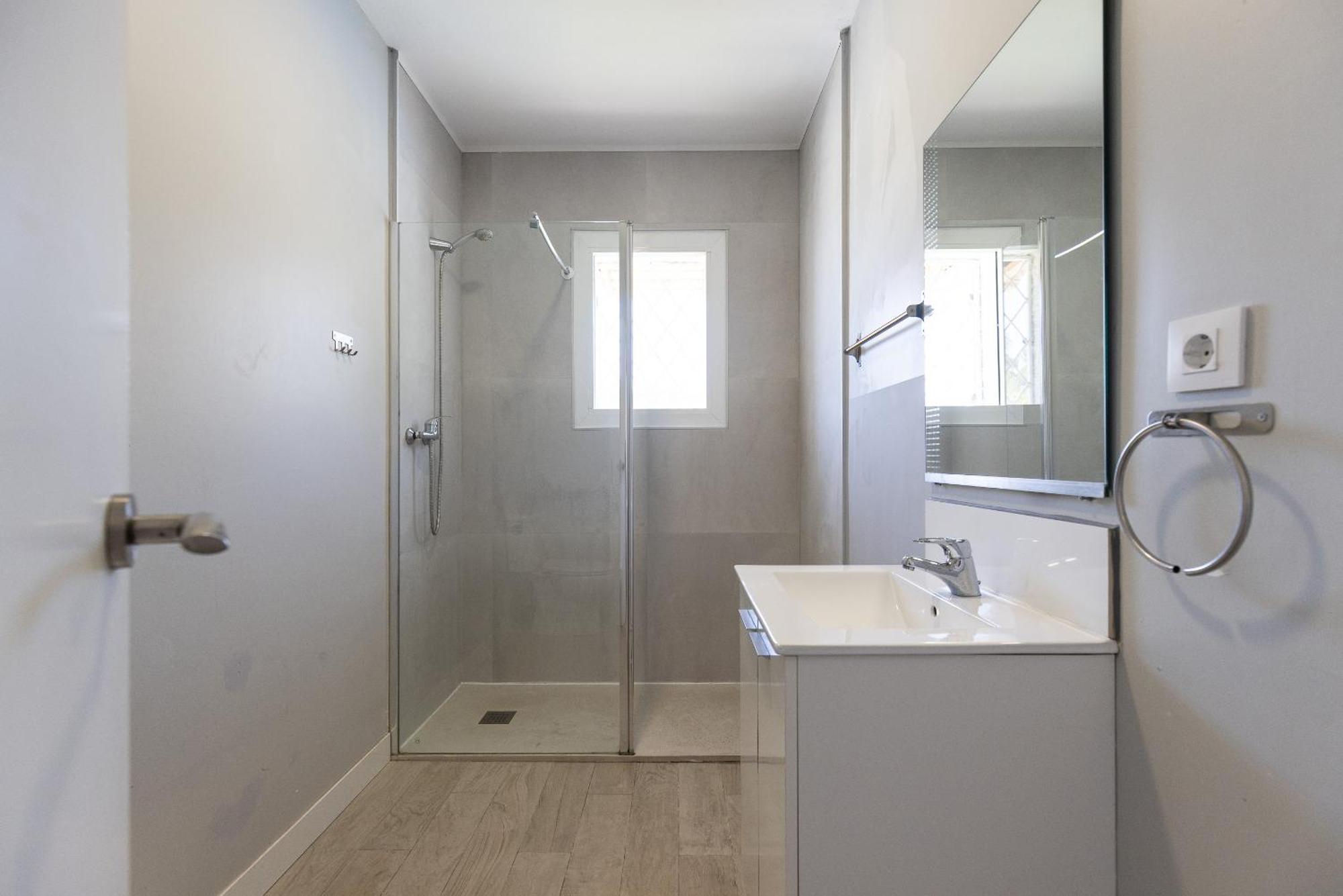 Panoramic Only Families Villa *